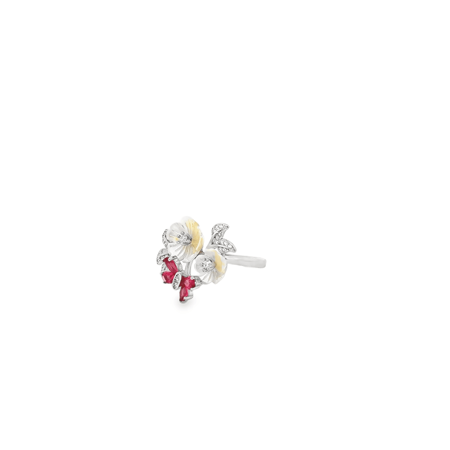 Elegant Floral Ring Design