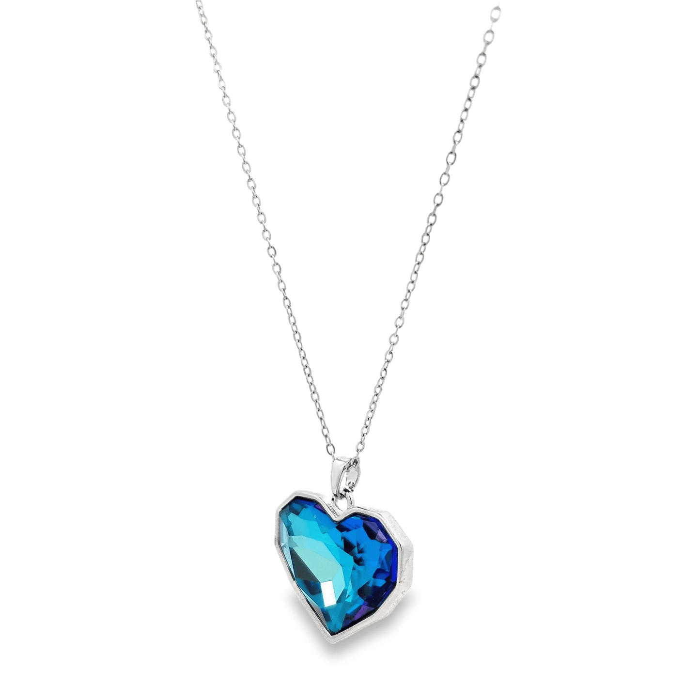 Elegant Heart-Shaped Pendant Set