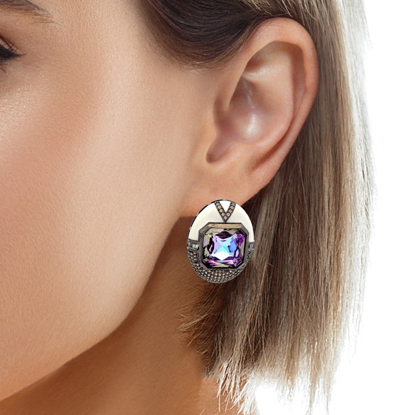 Elegant Vintage-Inspired Earrings