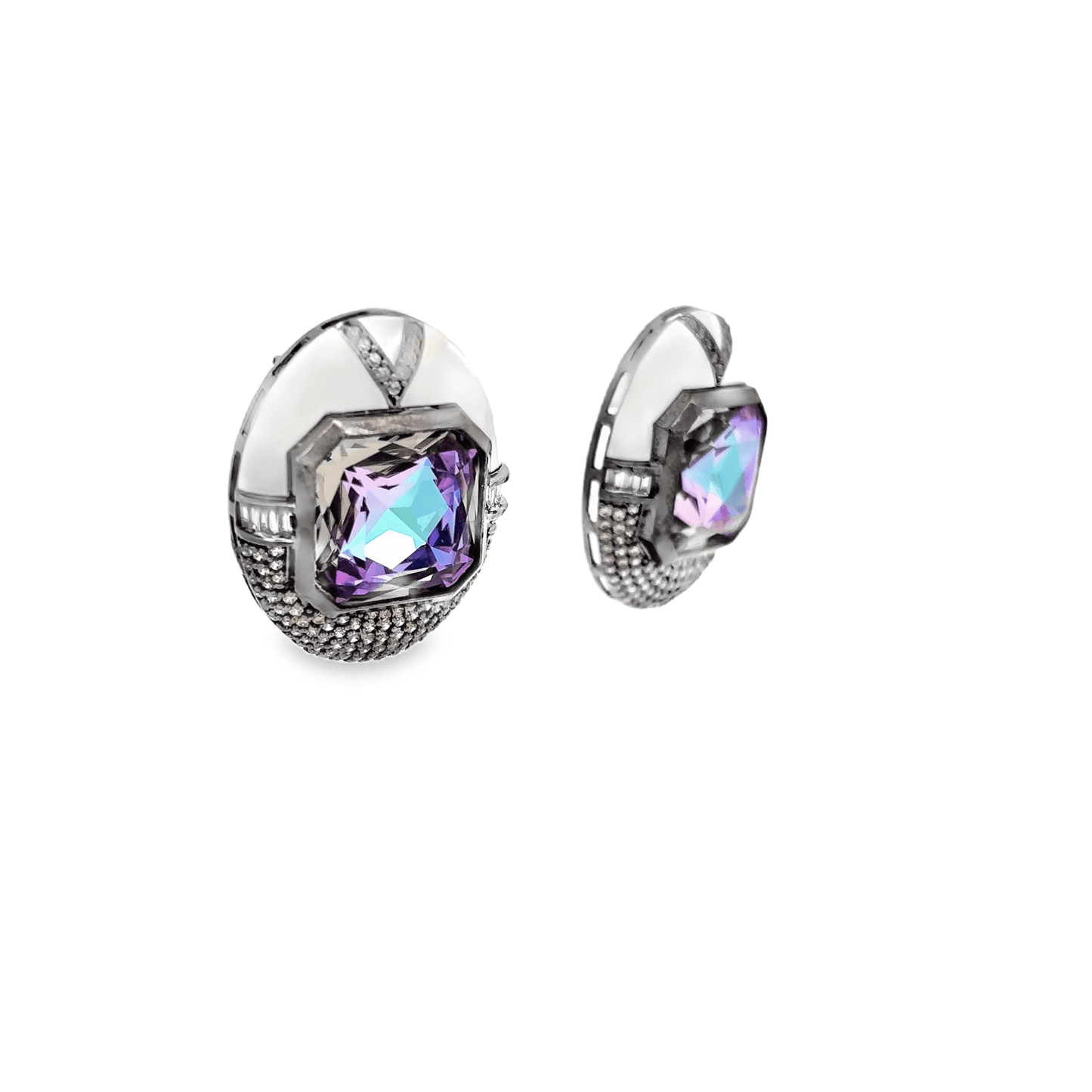 Elegant Vintage-Inspired Earrings
