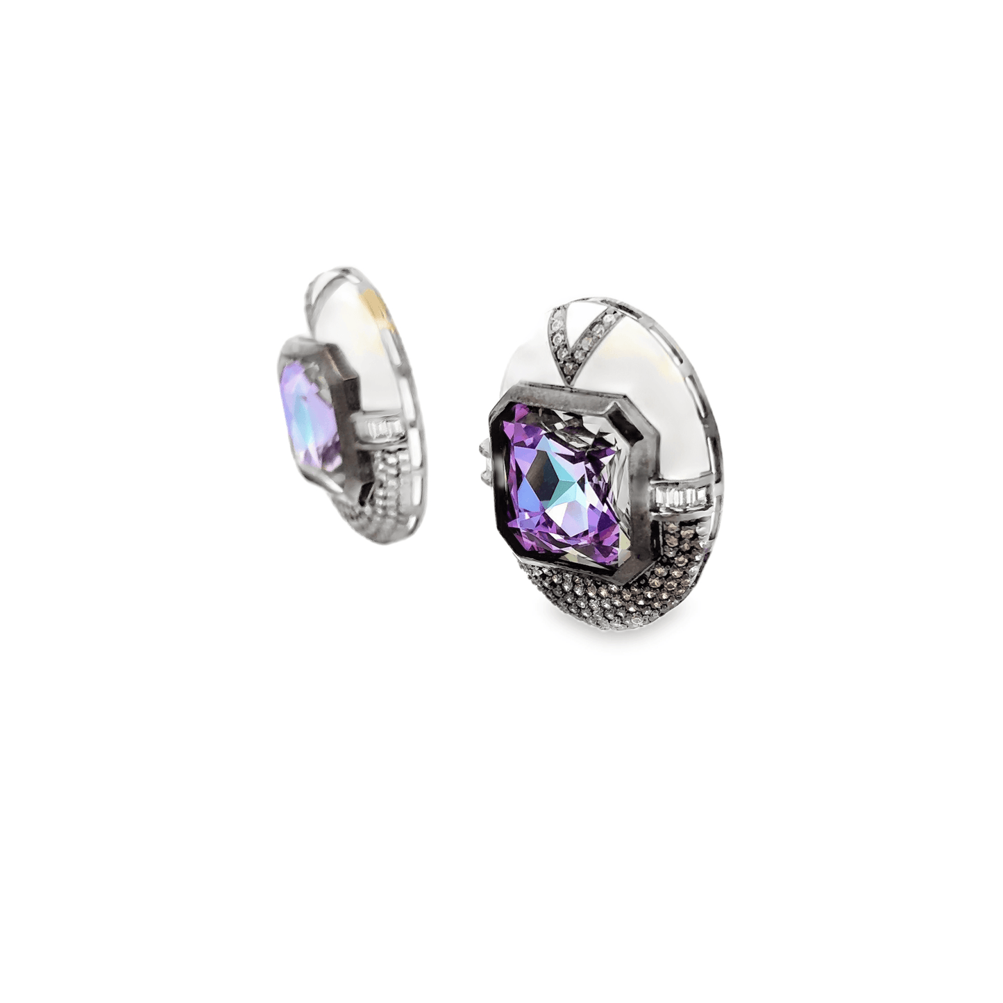 Elegant Vintage-Inspired Earrings