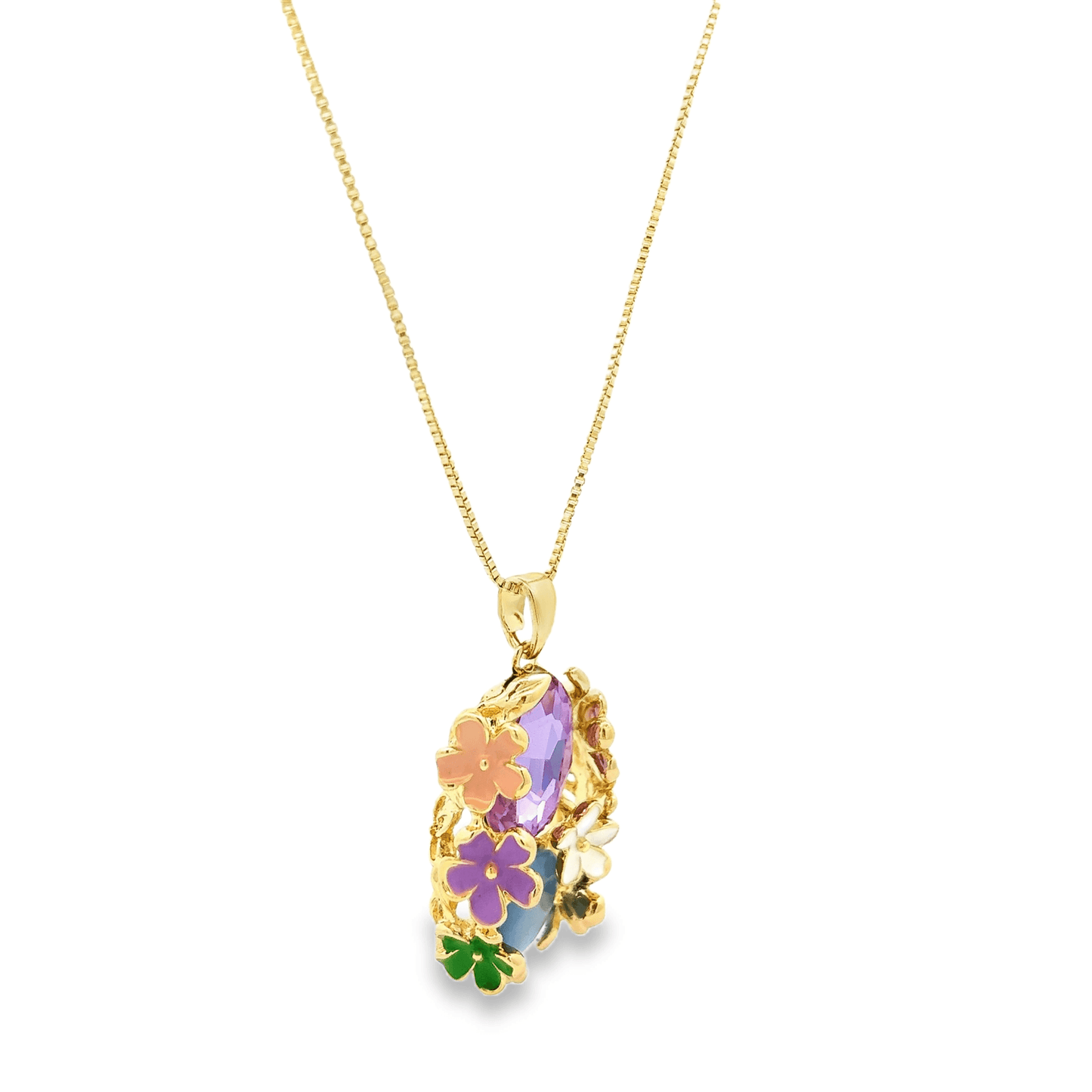 Elegant Floral Pendant with Earrings