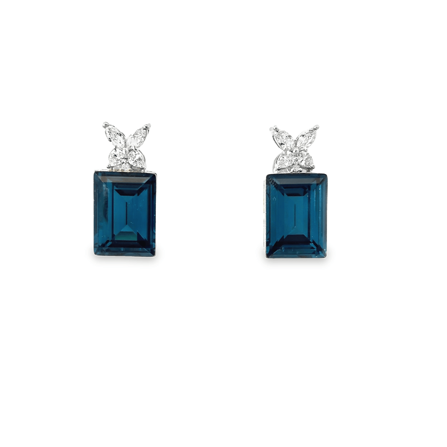 Elegant Sapphire Blue Crystal Pendant Set