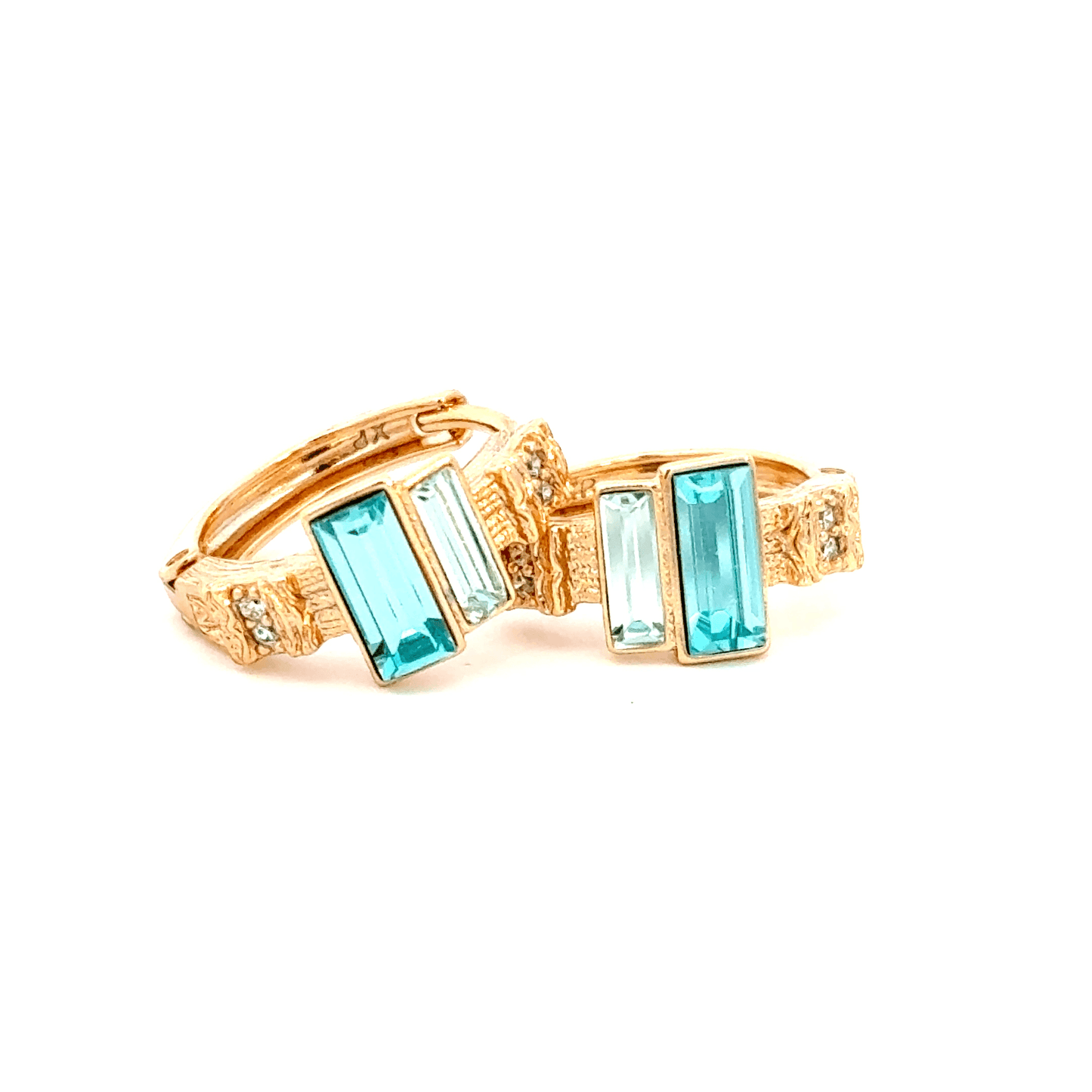 Yellow Gold Earring Featuring Emerald-Cut Aquamarine