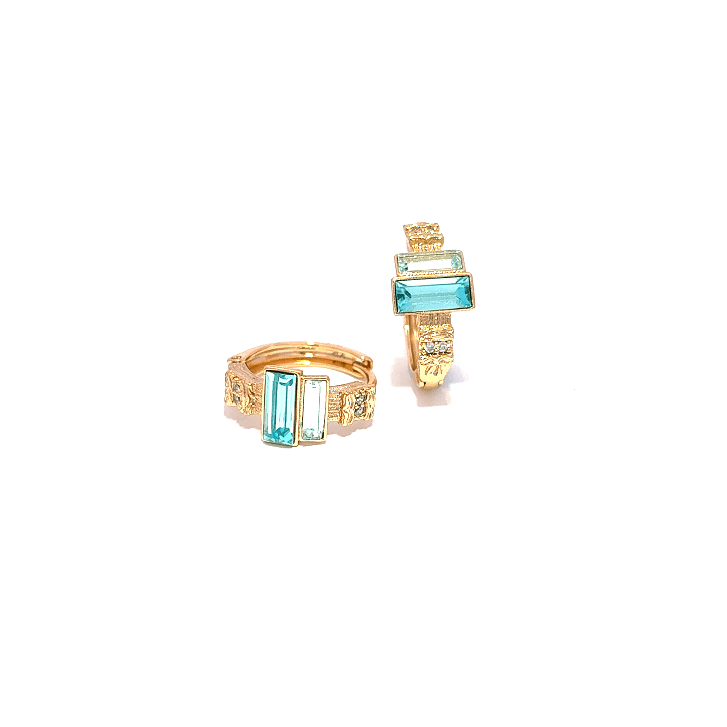 Yellow Gold Earring Featuring Emerald-Cut Aquamarine
