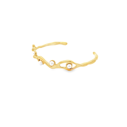 Elegant Gold Wave Bracelet