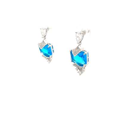 Elegant Blue Crystal Necklace