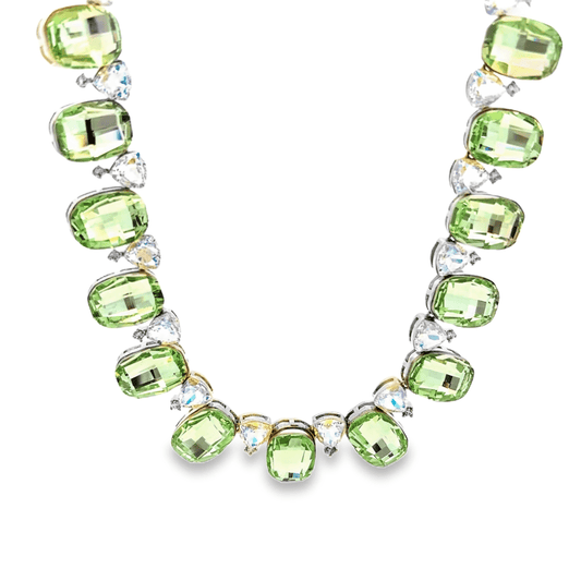 Elegant Light Green Sehrova Crystal Necklace
