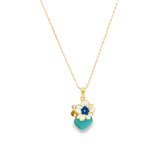 Charming Floral Pendant Necklace