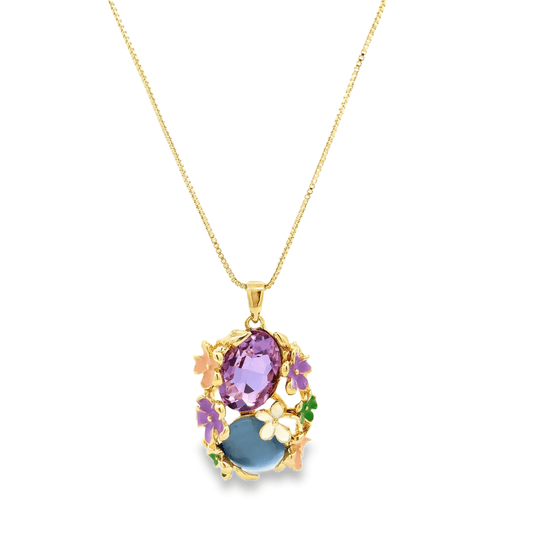 Elegant Floral Pendant with Earrings